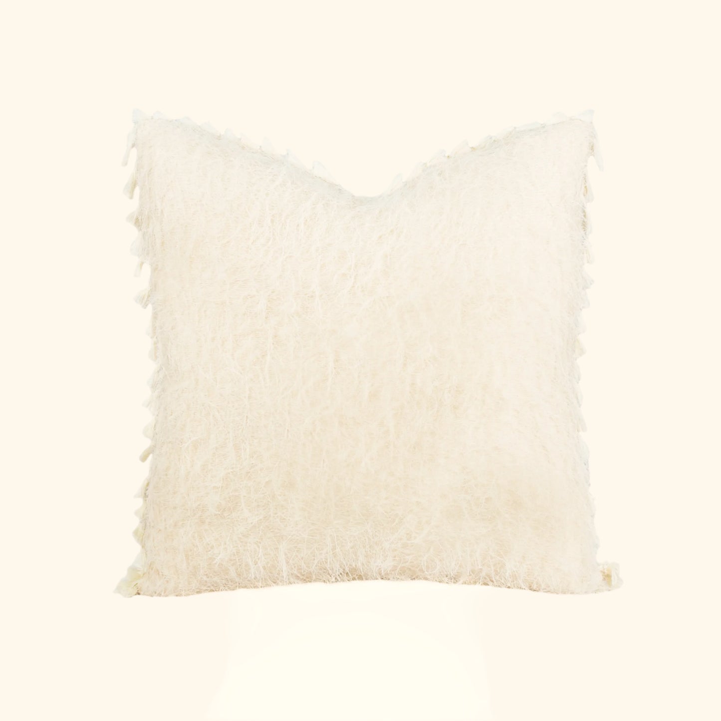 FEATHER LUXE